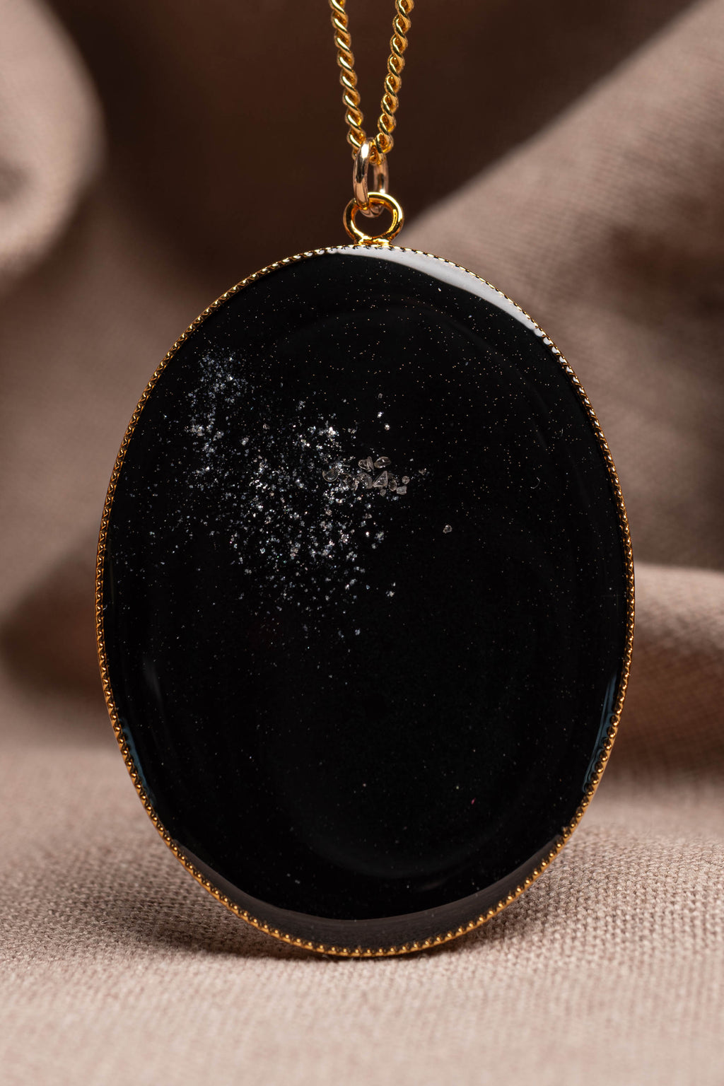 Cluster Oval Necklace Gold