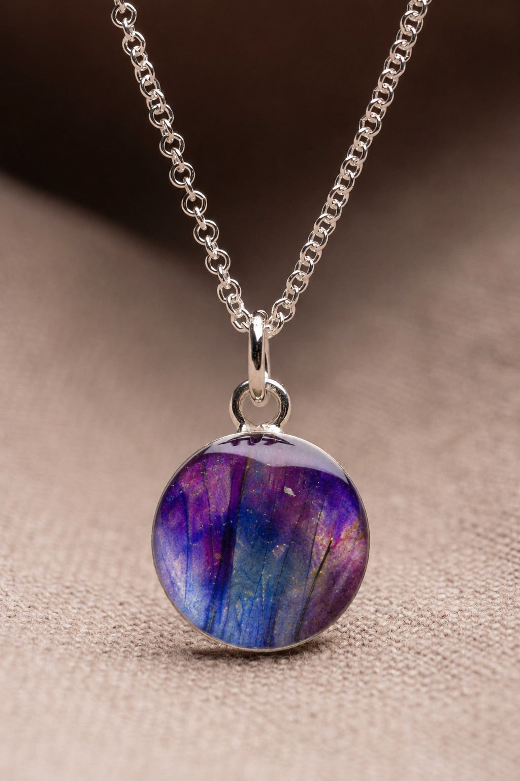 Crocus Round Necklace Silver