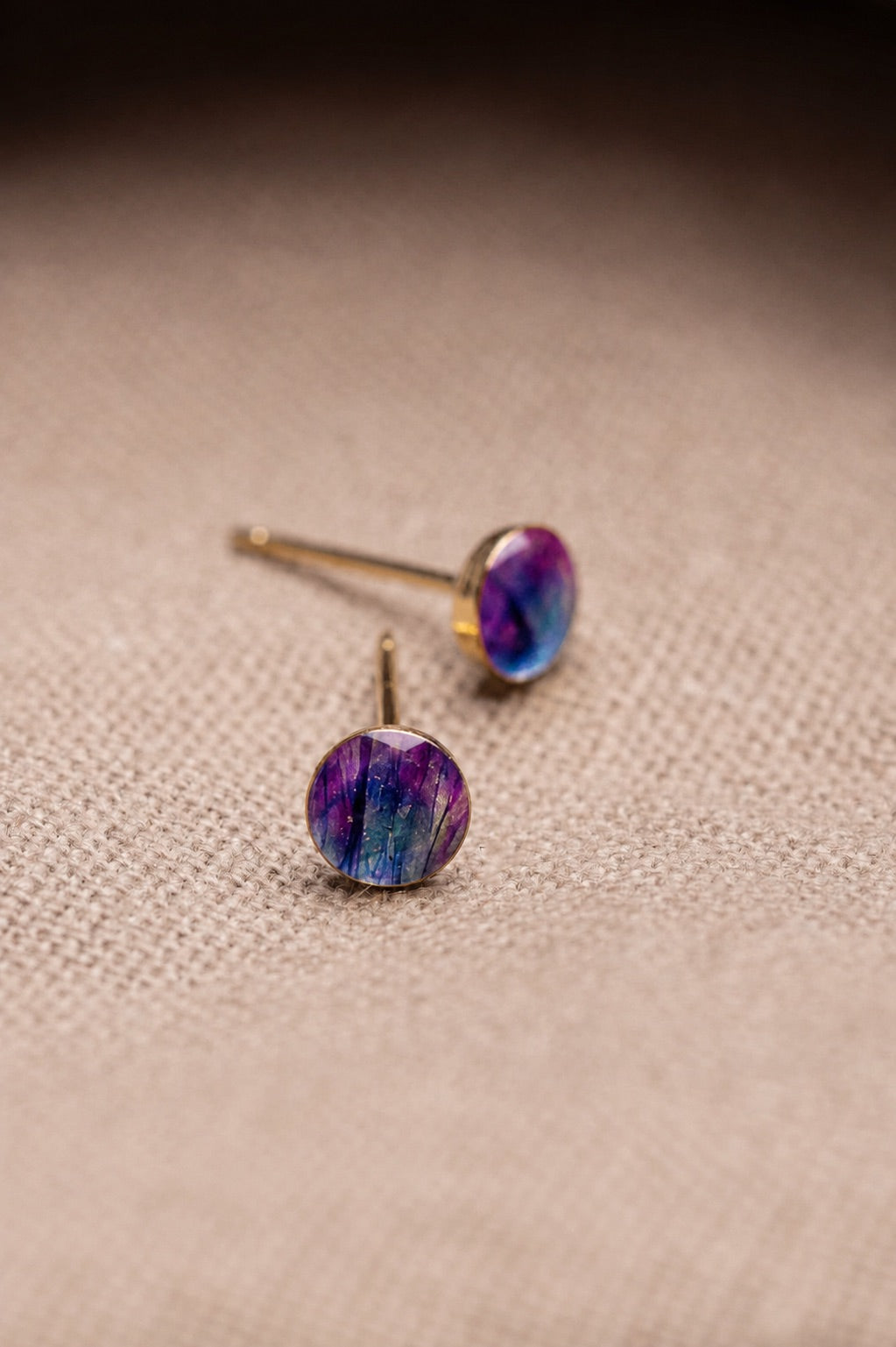 Crocus Stud Earrings Gold
