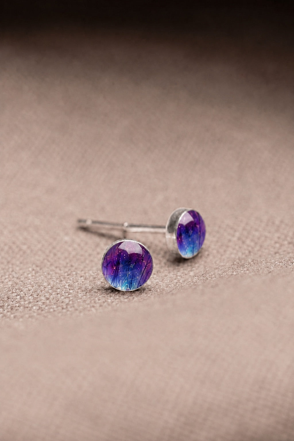 Crocus Stud Earrings Silver