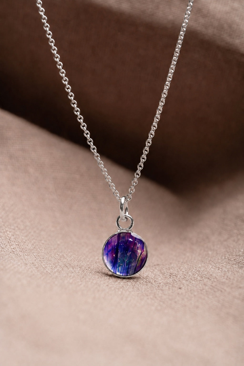 Crocus Round Necklace Silver
