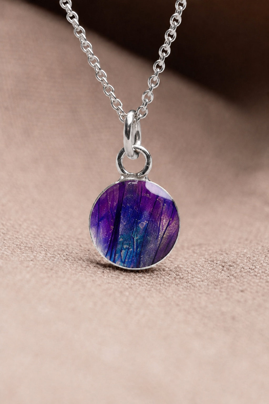 Crocus Round Necklace Silver
