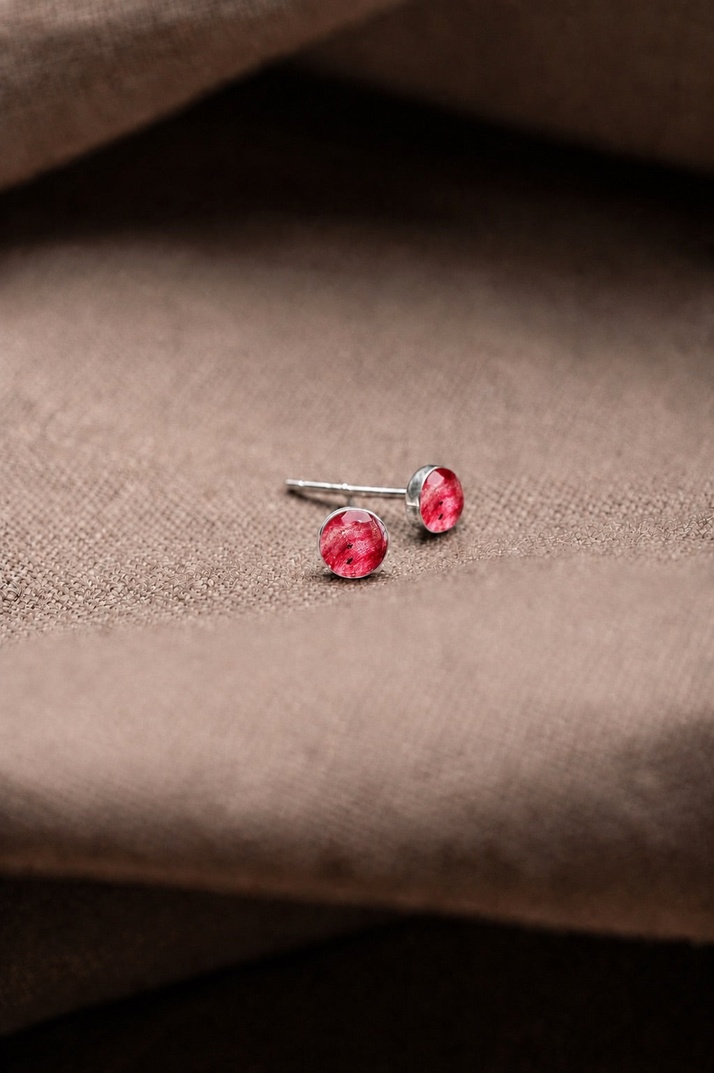 Tulip Stud Earrings Silver
