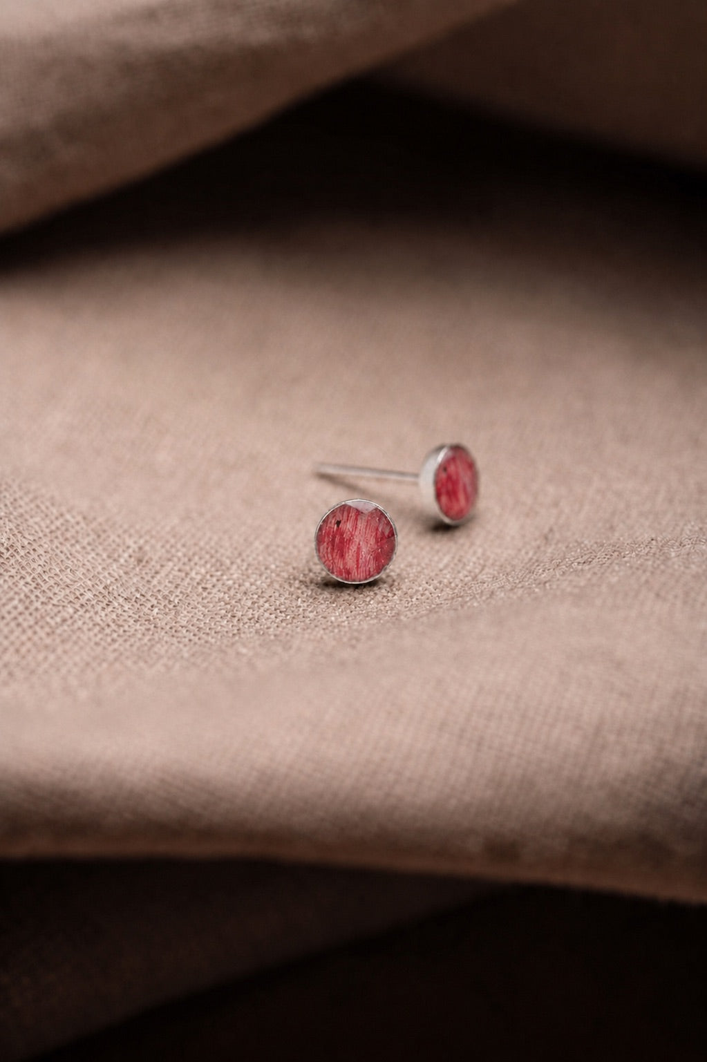 Tulip Stud Earrings Silver