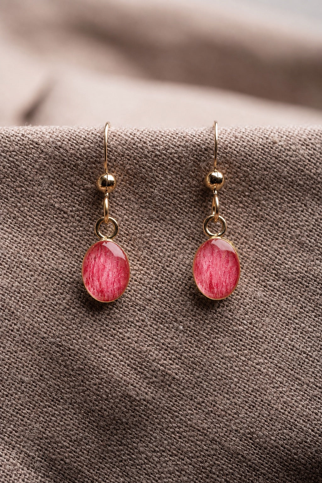 Tulip Oval Earrings Gold