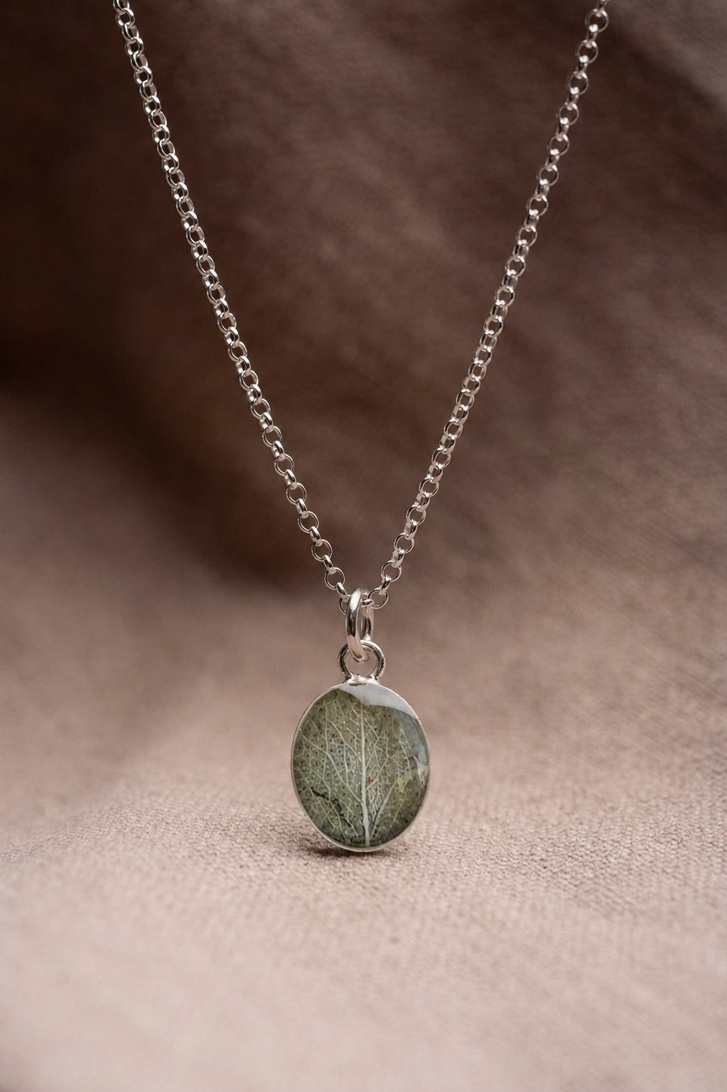 Eucalyptus Oval Necklace Silver