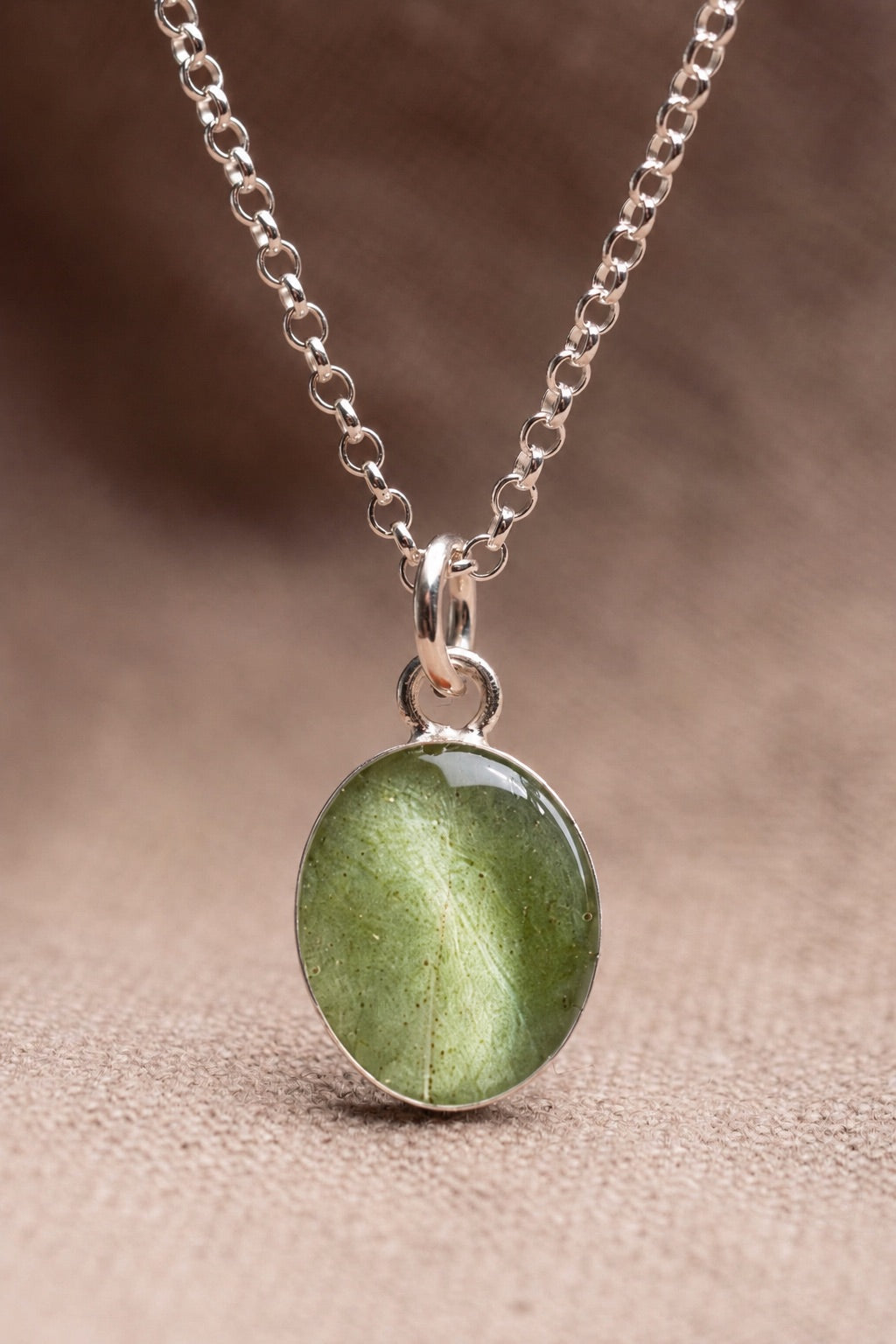 Eucalyptus Oval Necklace Silver