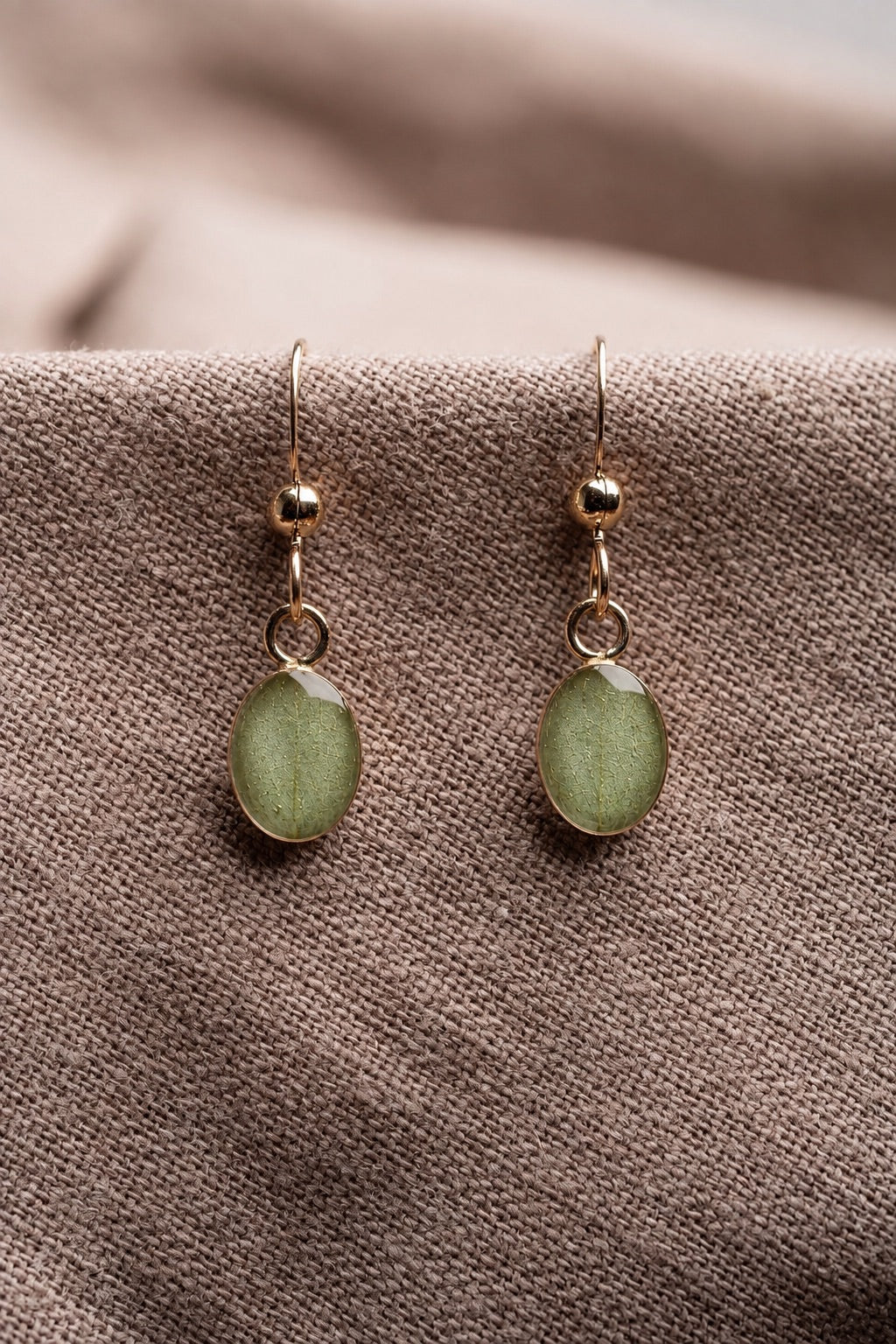 Eucalyptus Oval Earrings Gold
