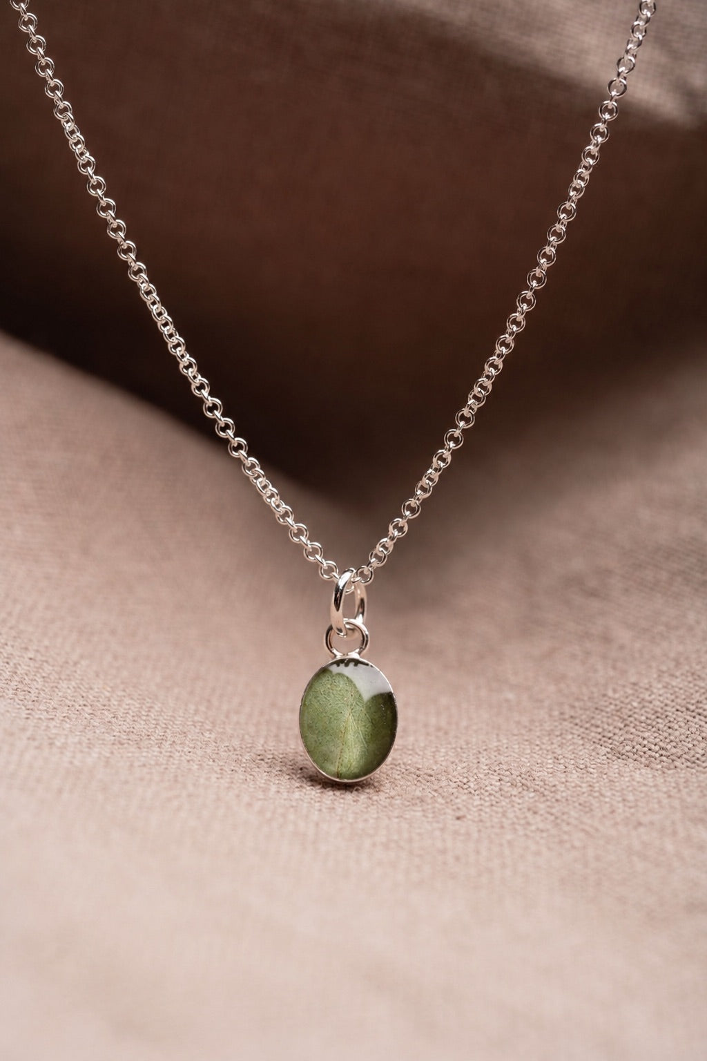 Eucalyptus Oval Necklace Silver