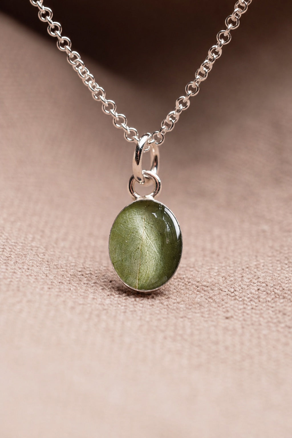 Eucalyptus Oval Necklace Silver