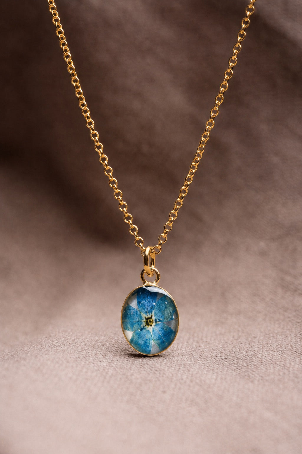 Forget Me Not Oval Necklace Gold