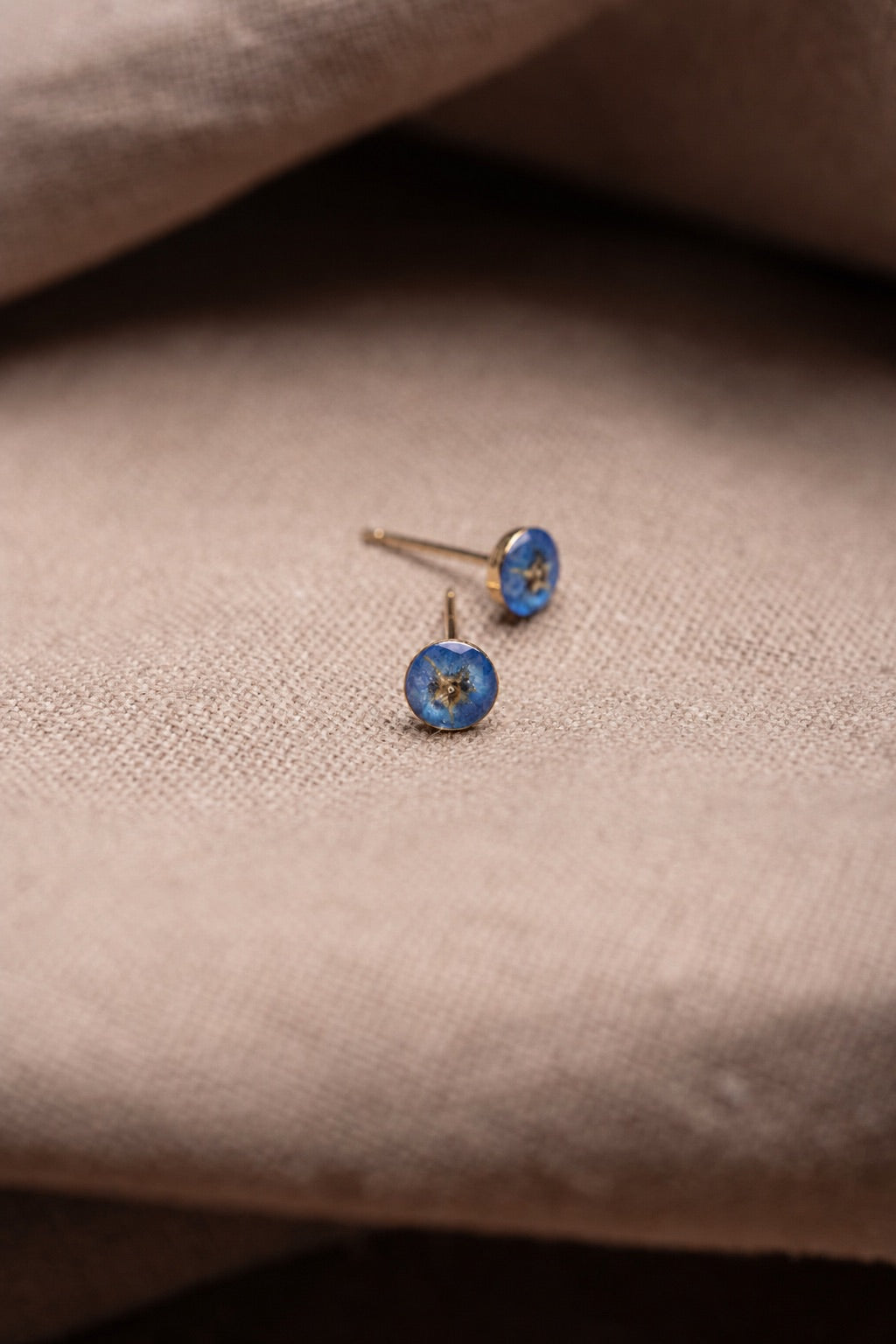 Forget Me Not Stud Earrings Gold