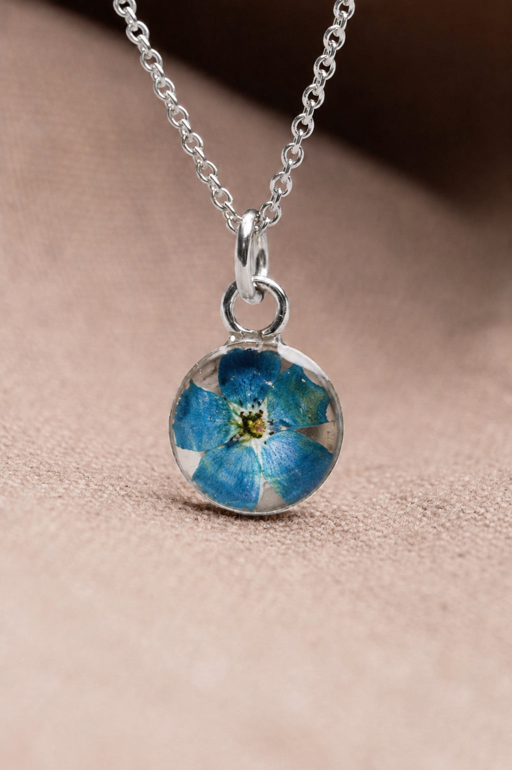 Forget Me Not Round Necklace Silver