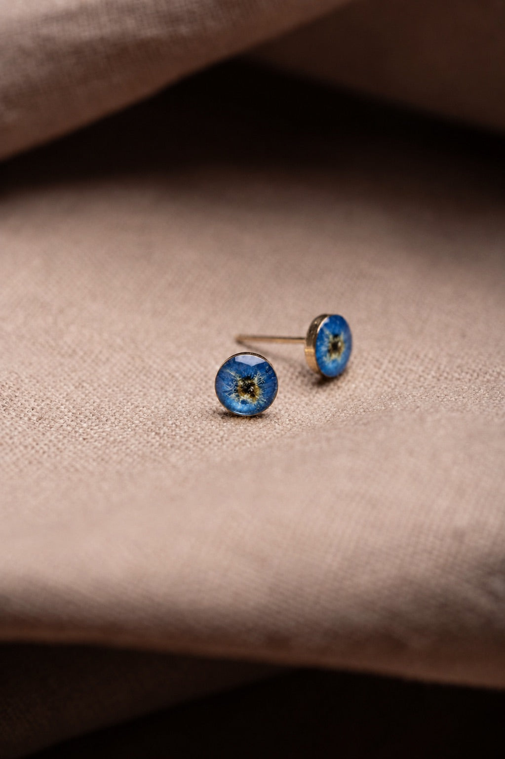 Forget Me Not Stud Earrings Gold