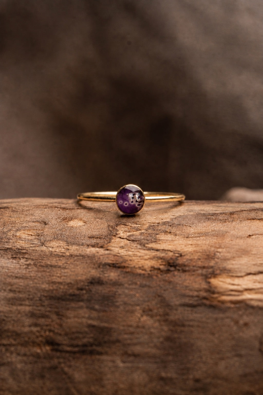 Foxglove Round Stacking Ring Gold