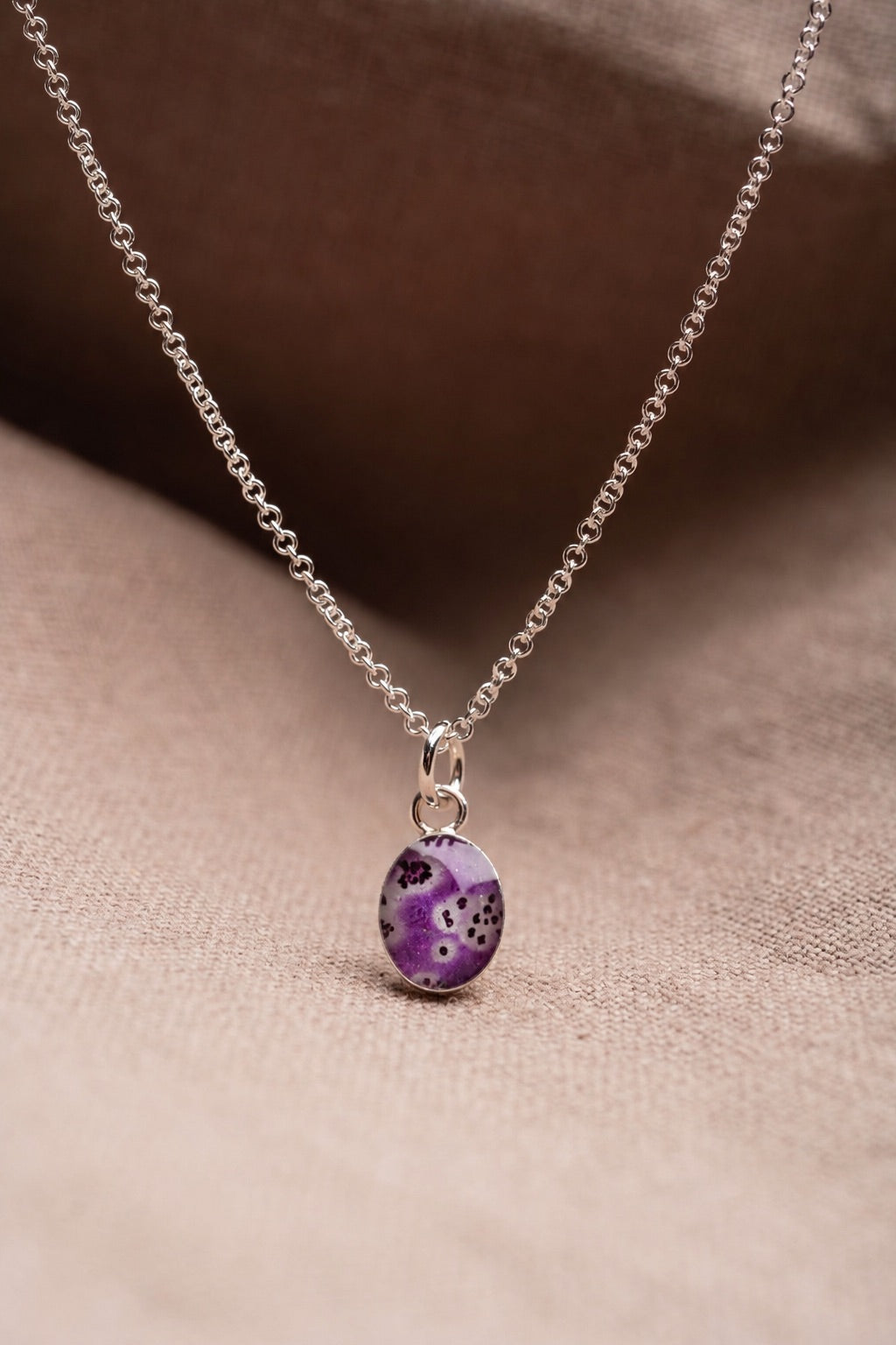 Foxglove Oval Necklace Silver