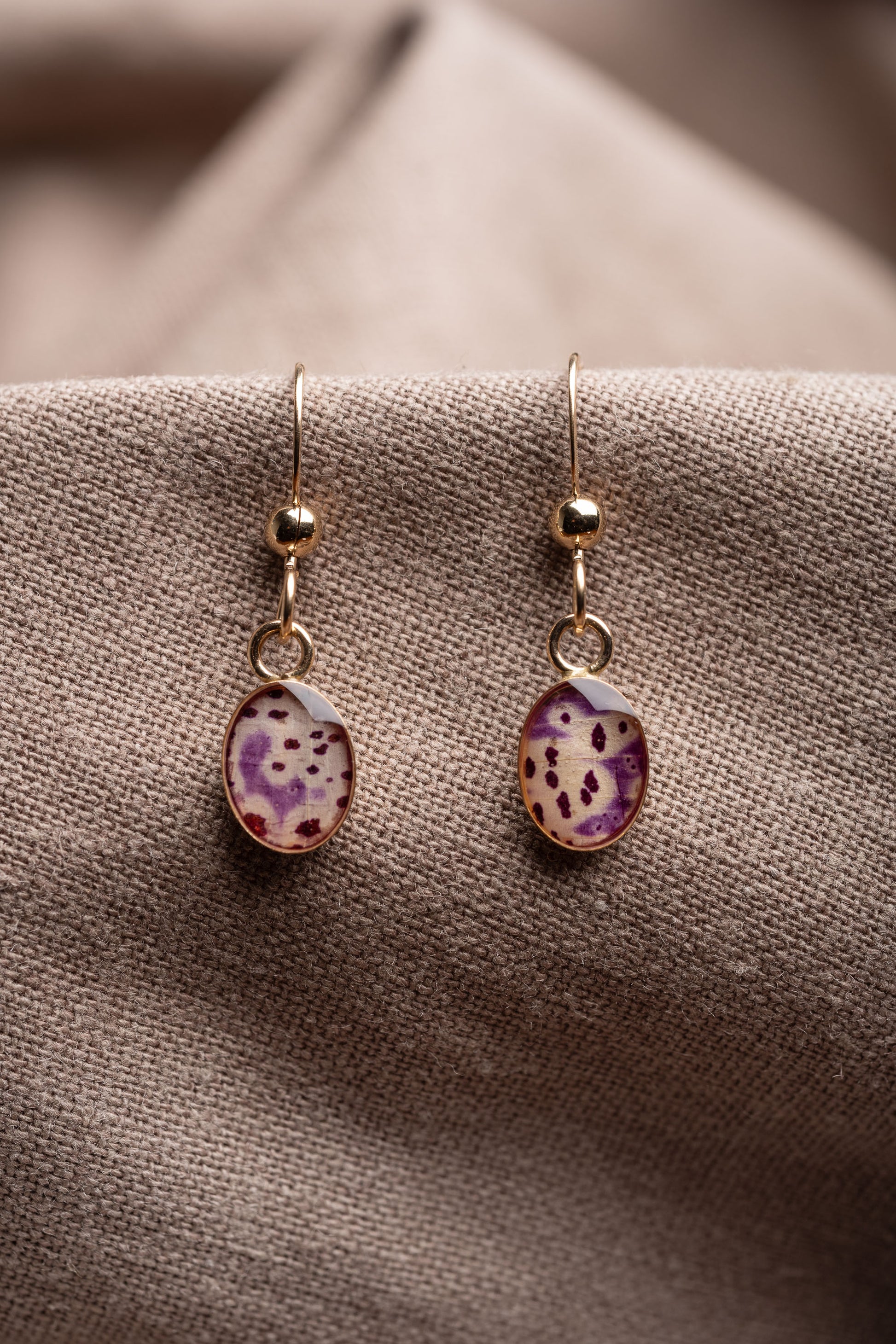 Foxglove Oval Earrings Gold