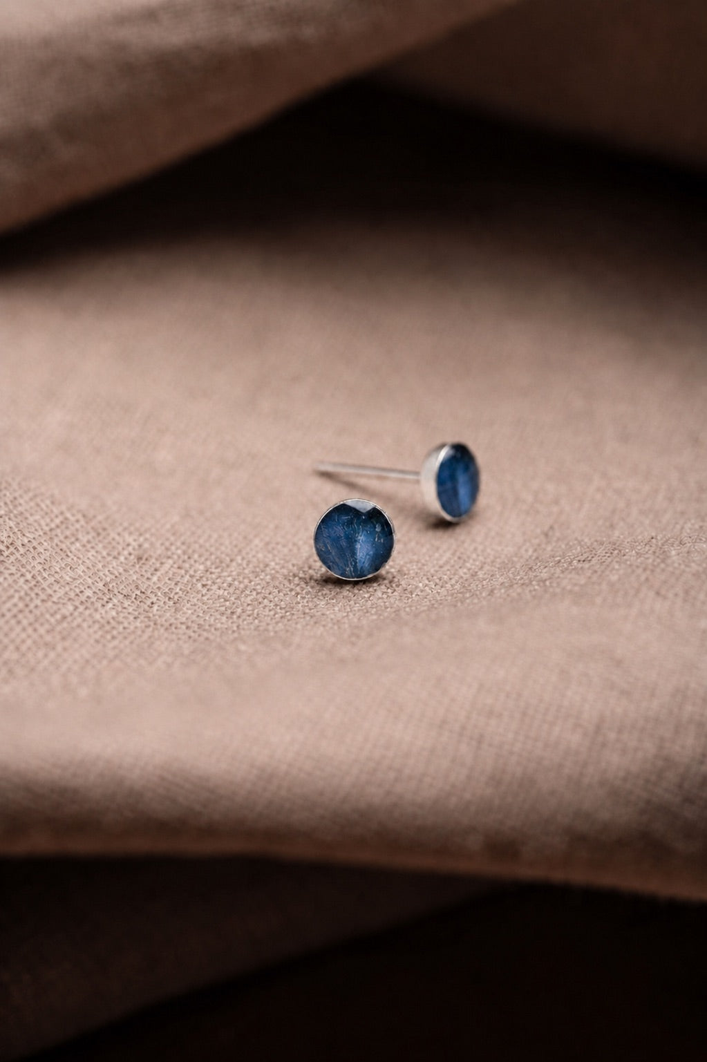 Hydrangea Stud Earrings Silver
