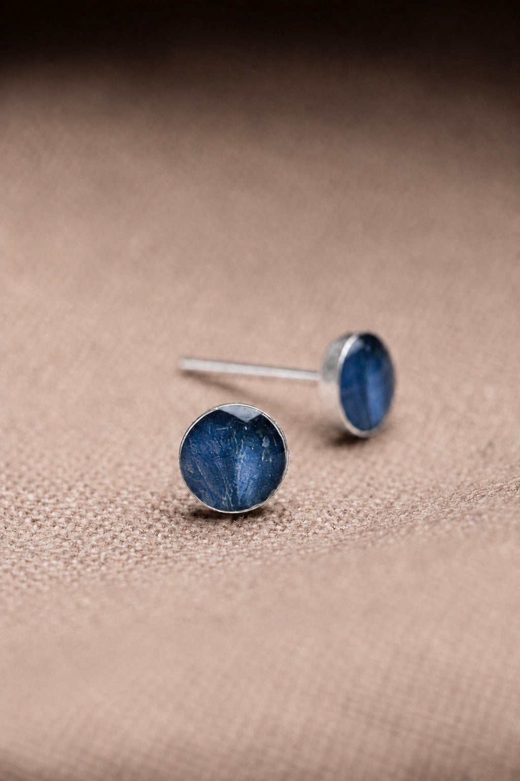 Hydrangea Stud Earrings Silver