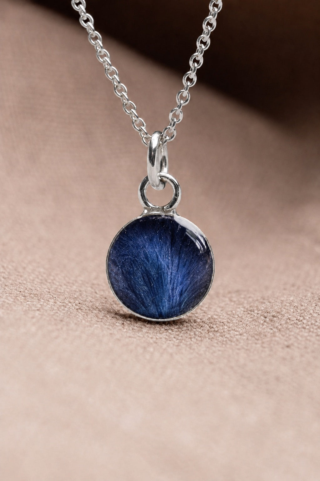 Hydrangea Round Necklace Silver