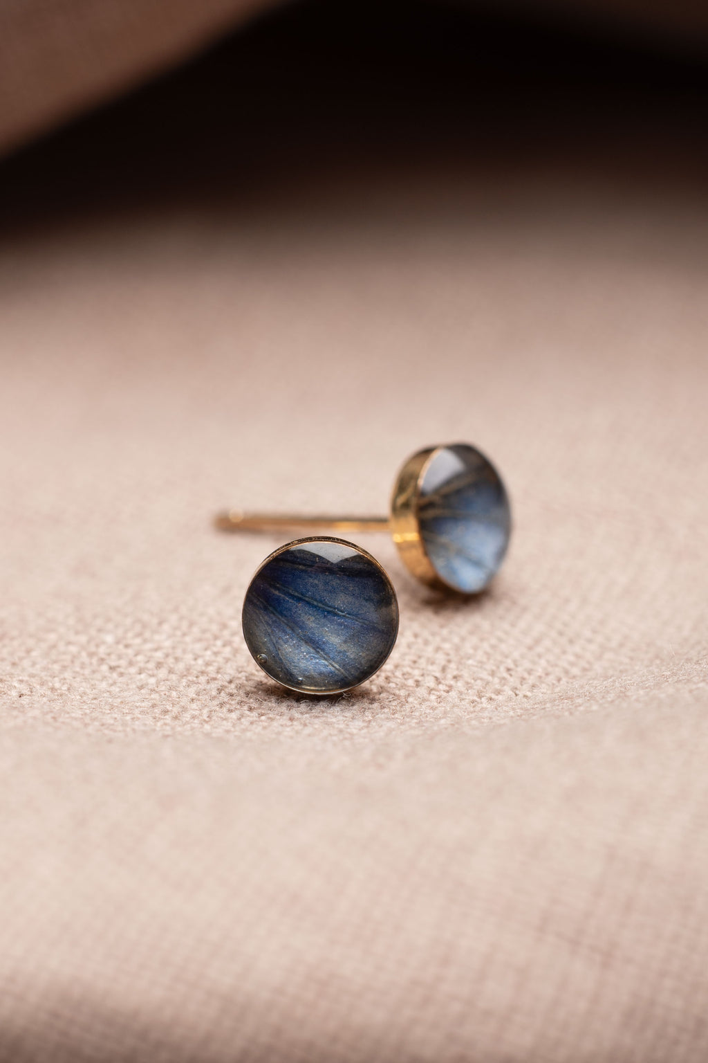 Hydrangea Stud Earrings Gold