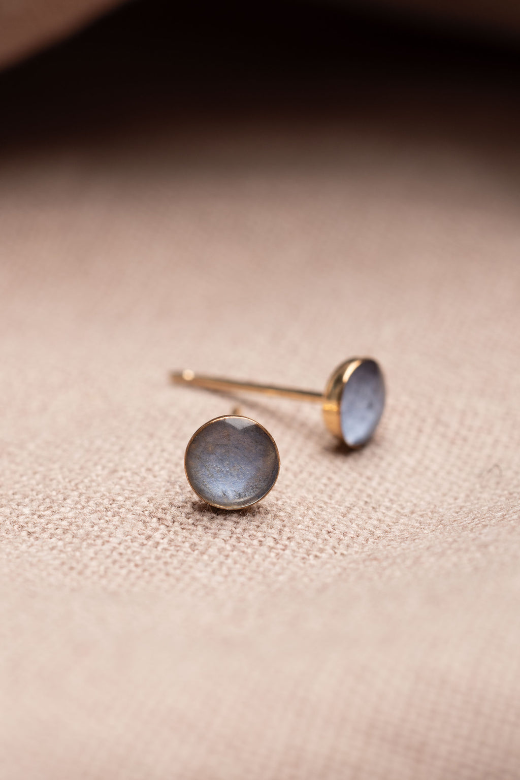 Hydrangea Stud Earrings Gold
