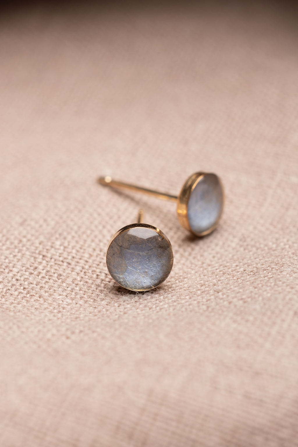 Hydrangea Stud Earrings Gold