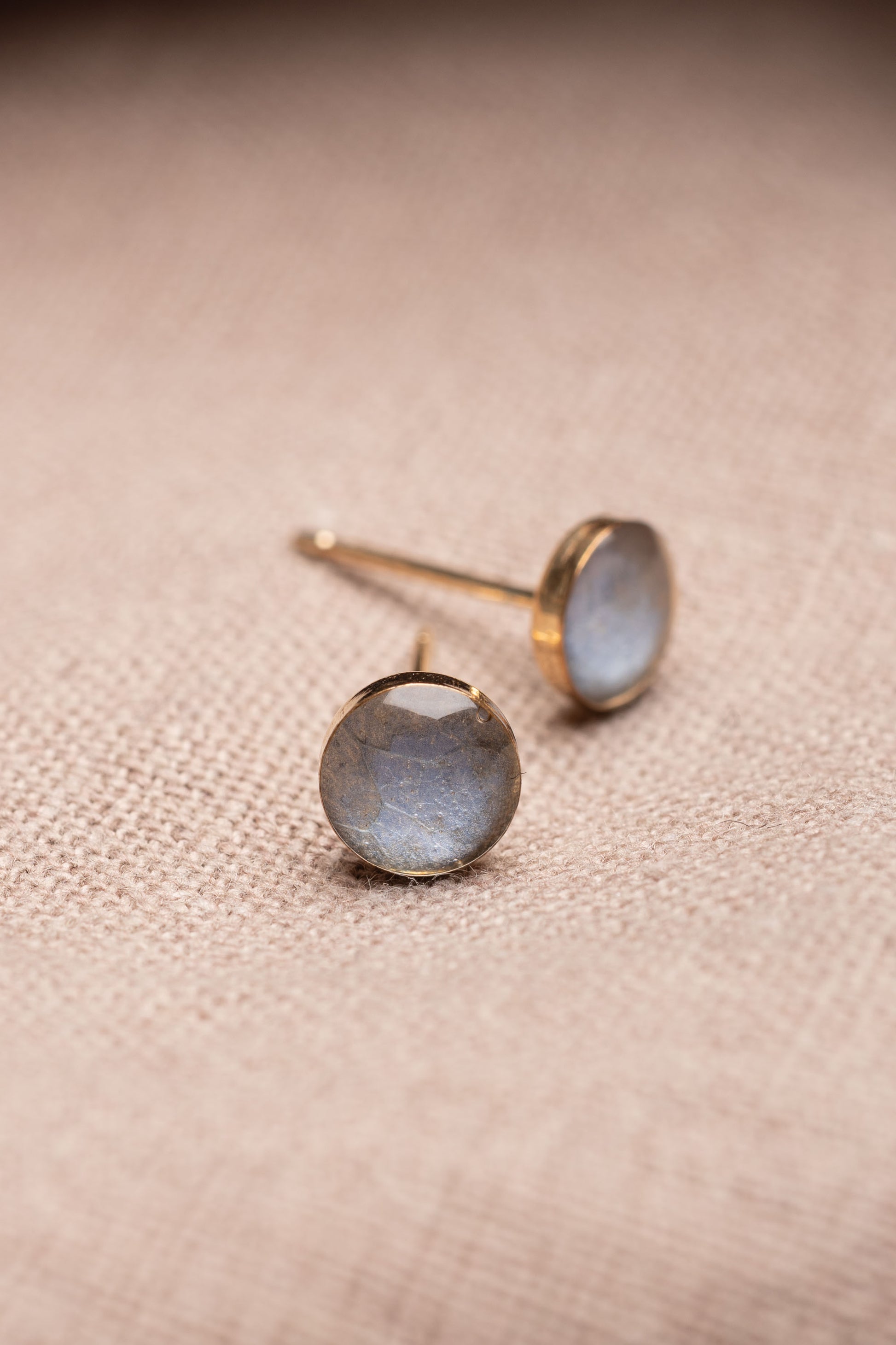 Hydrangea Stud Earrings Gold