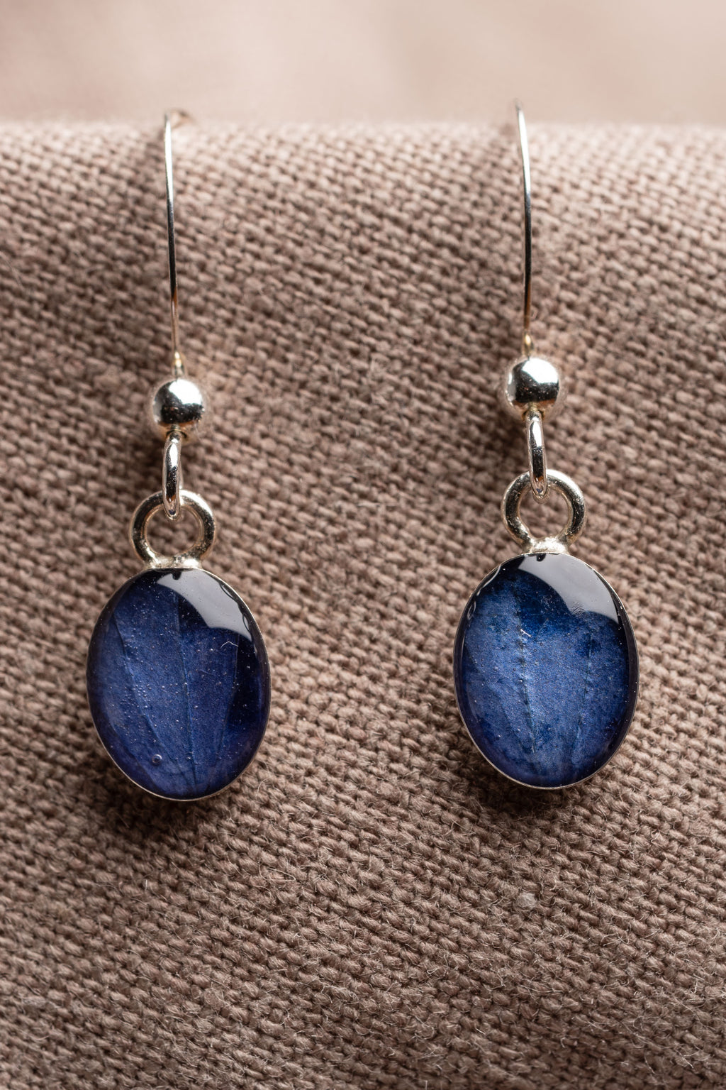 Hydrangea Oval Earrings Silver