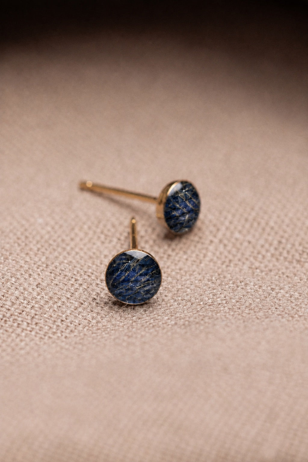 Iris Stud Earrings Gold