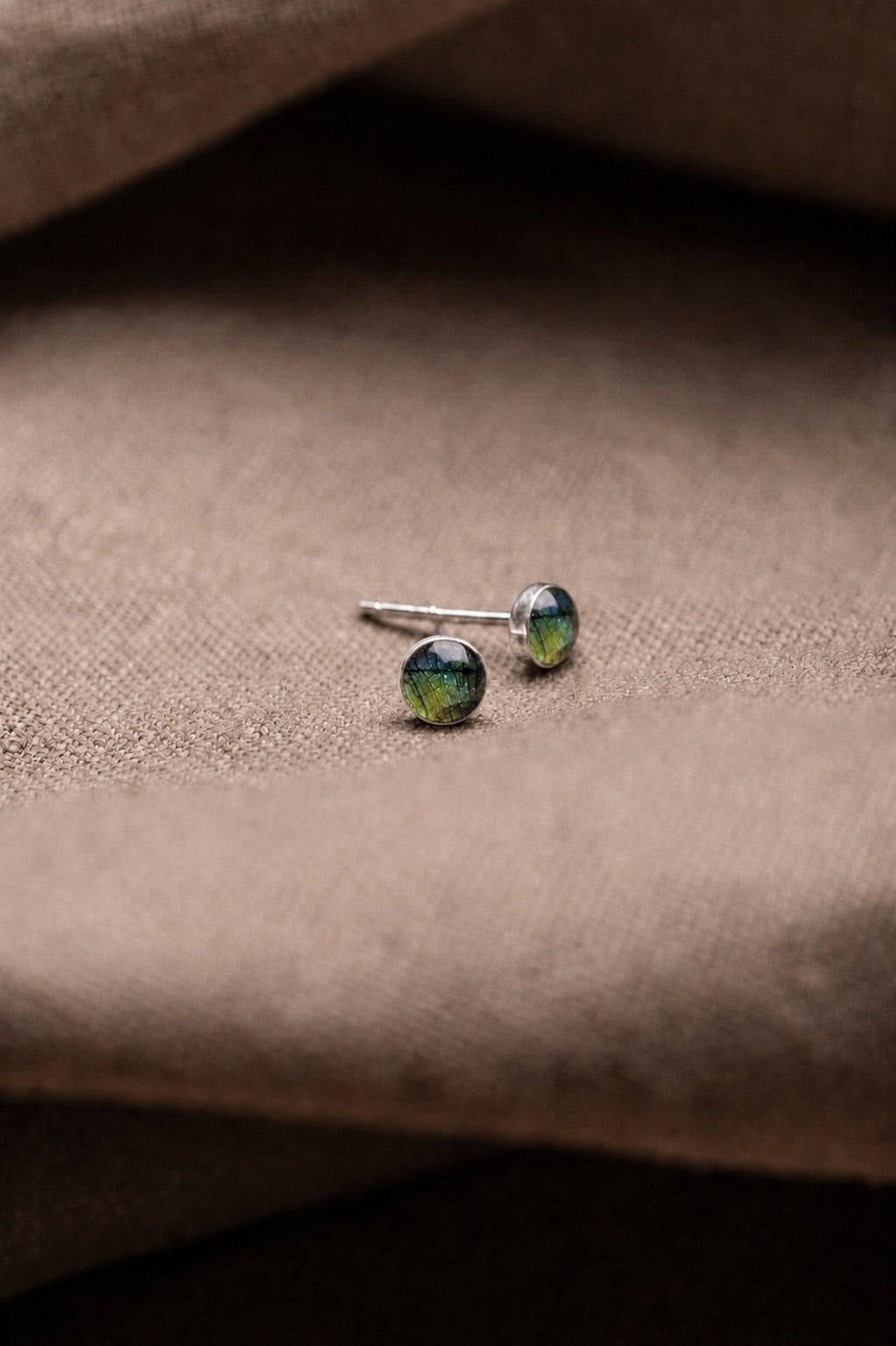 Iris Stud Earrings Silver