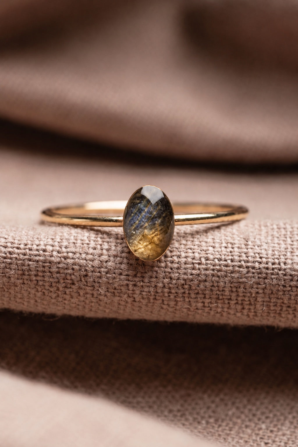 Iris Stacking Ring Gold