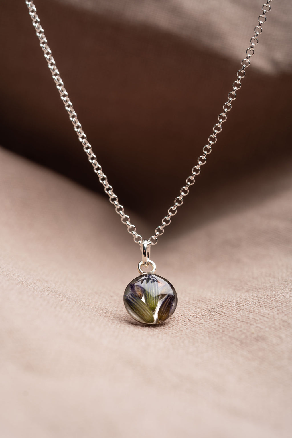 Lavender Round Necklace Silver