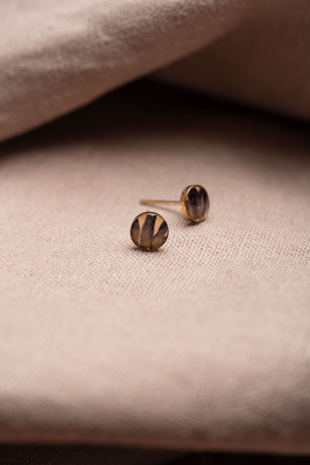 Lavender Stud Earrings Gold