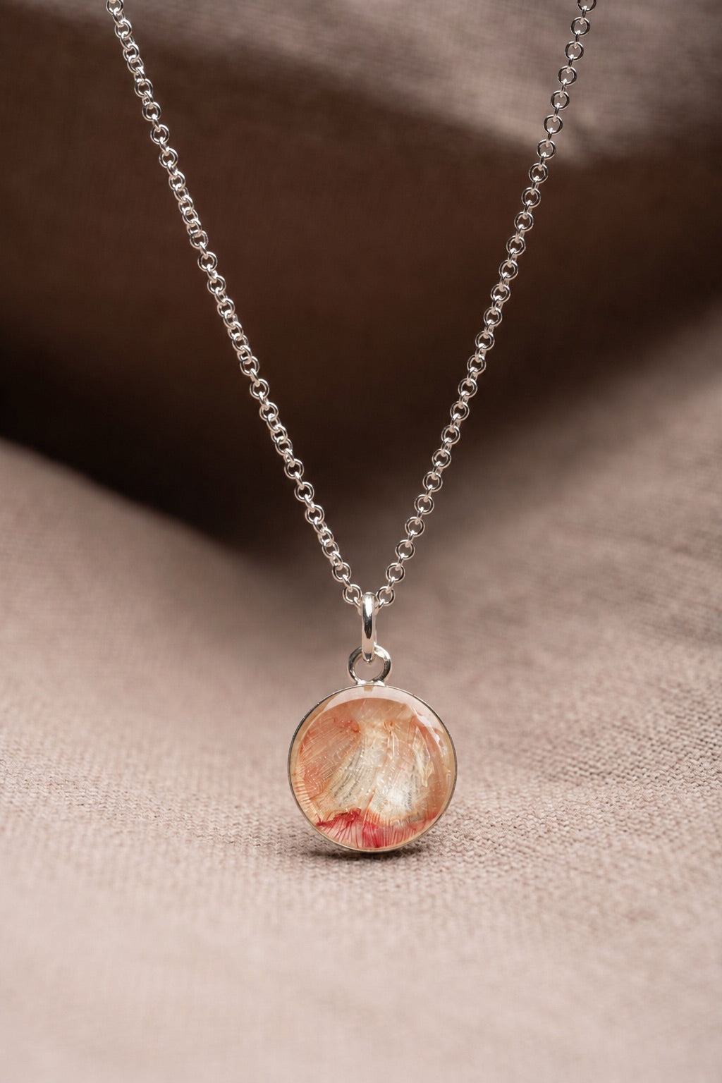 Tulip Round Necklace Silver