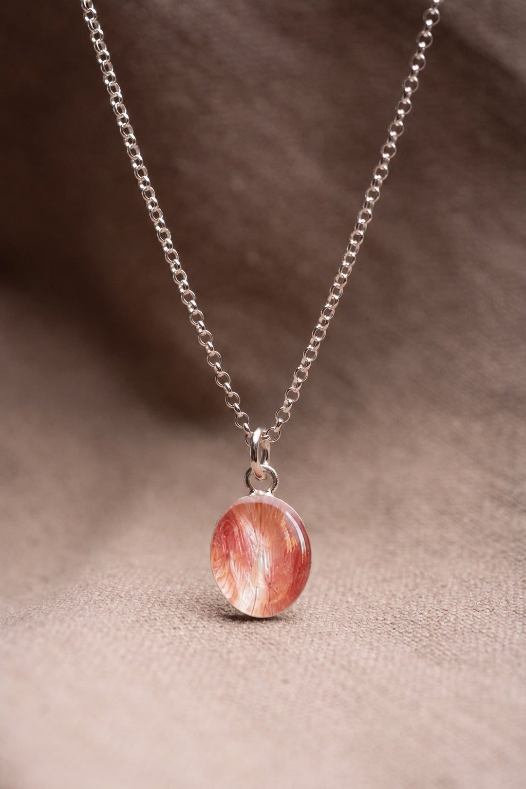 Tulip Oval Necklace Silver