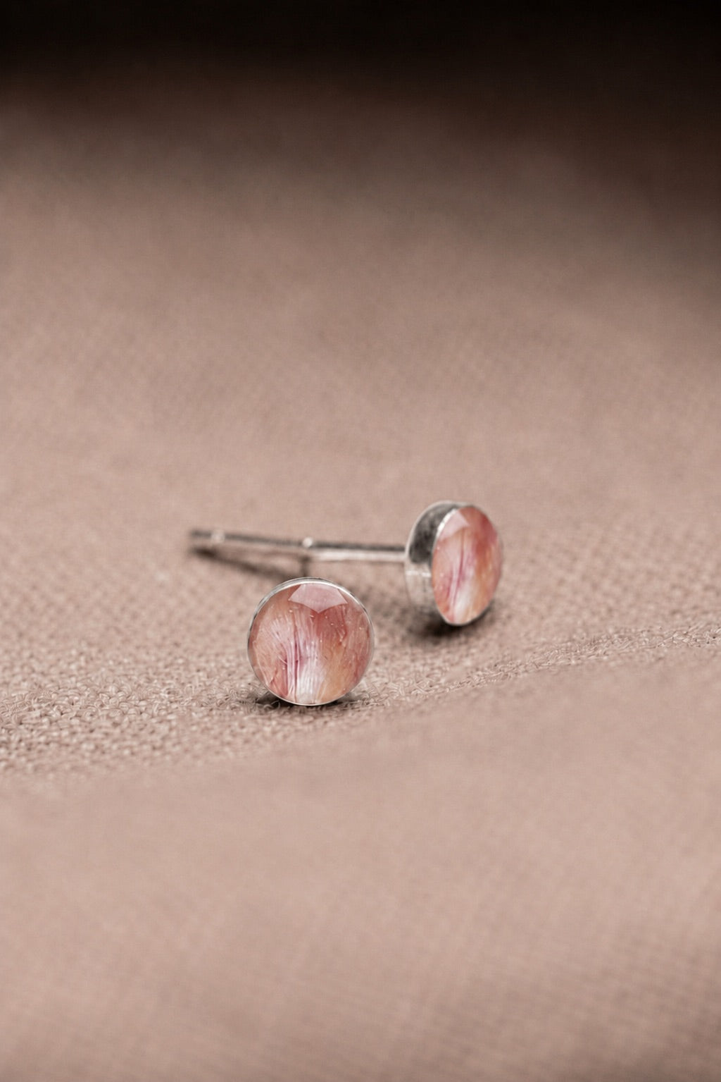 Tulip Stud Earrings Silver