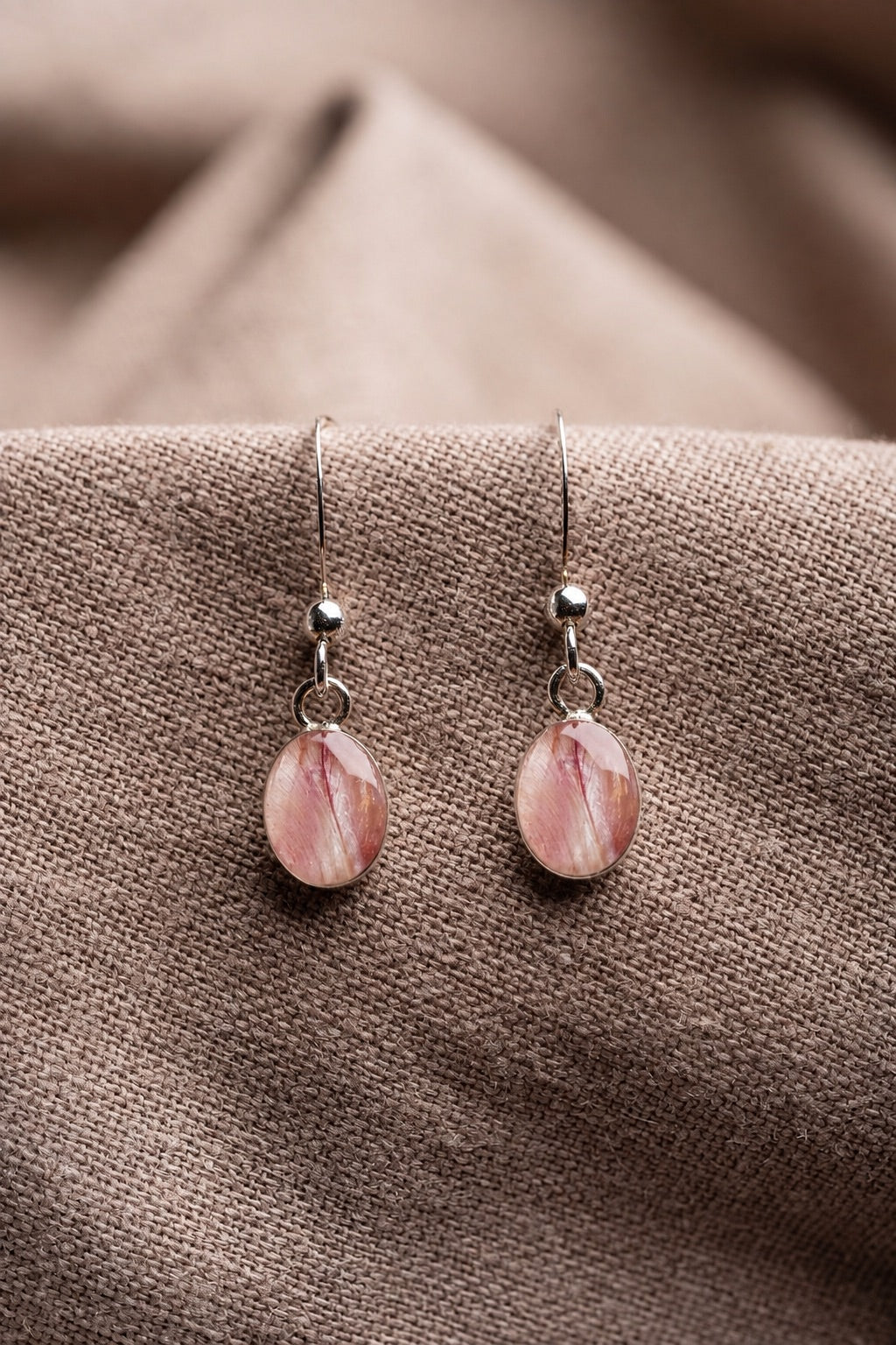 Tulip Oval Earrings Silver