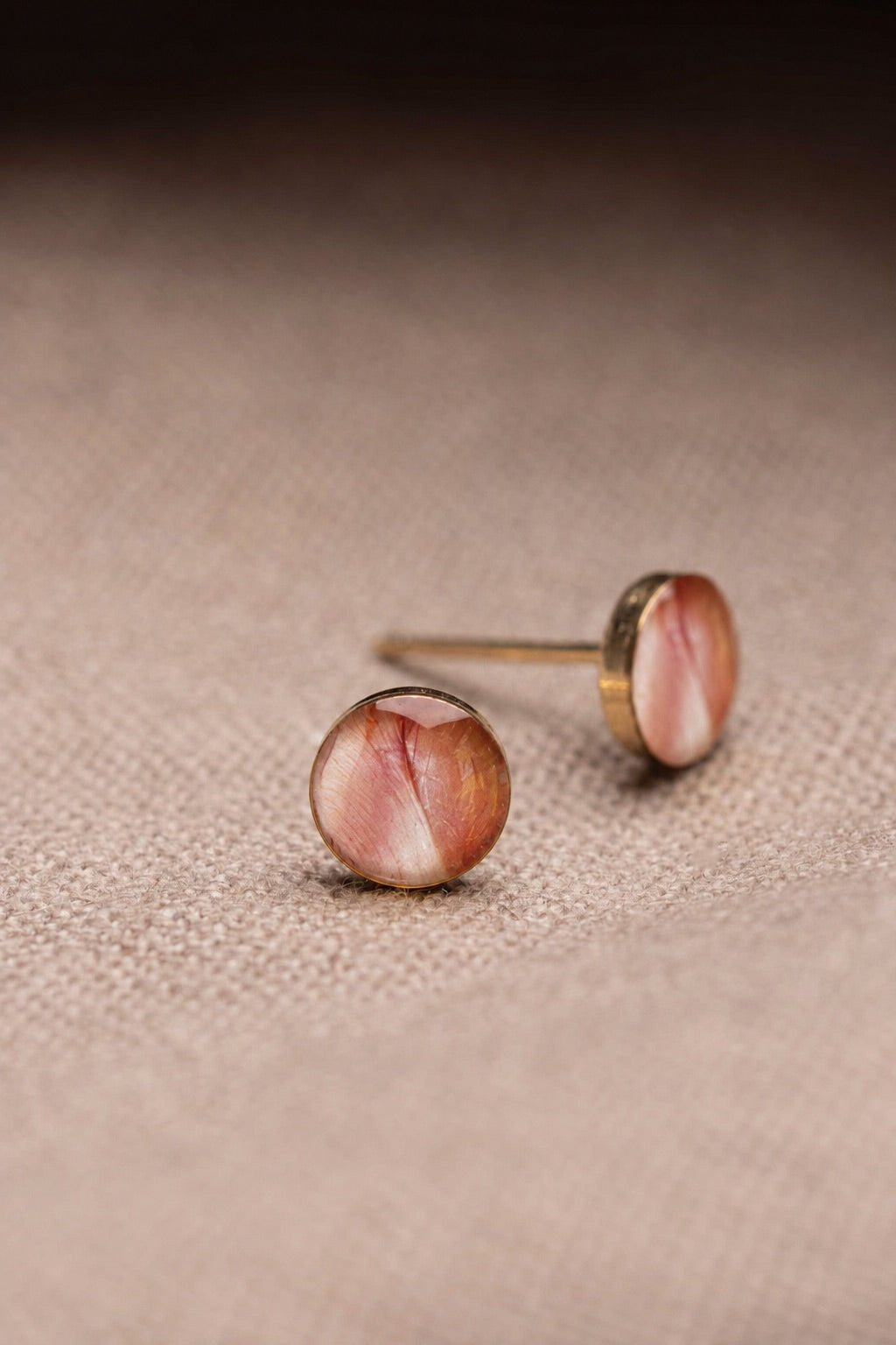 Tulip Stud Earrings Gold