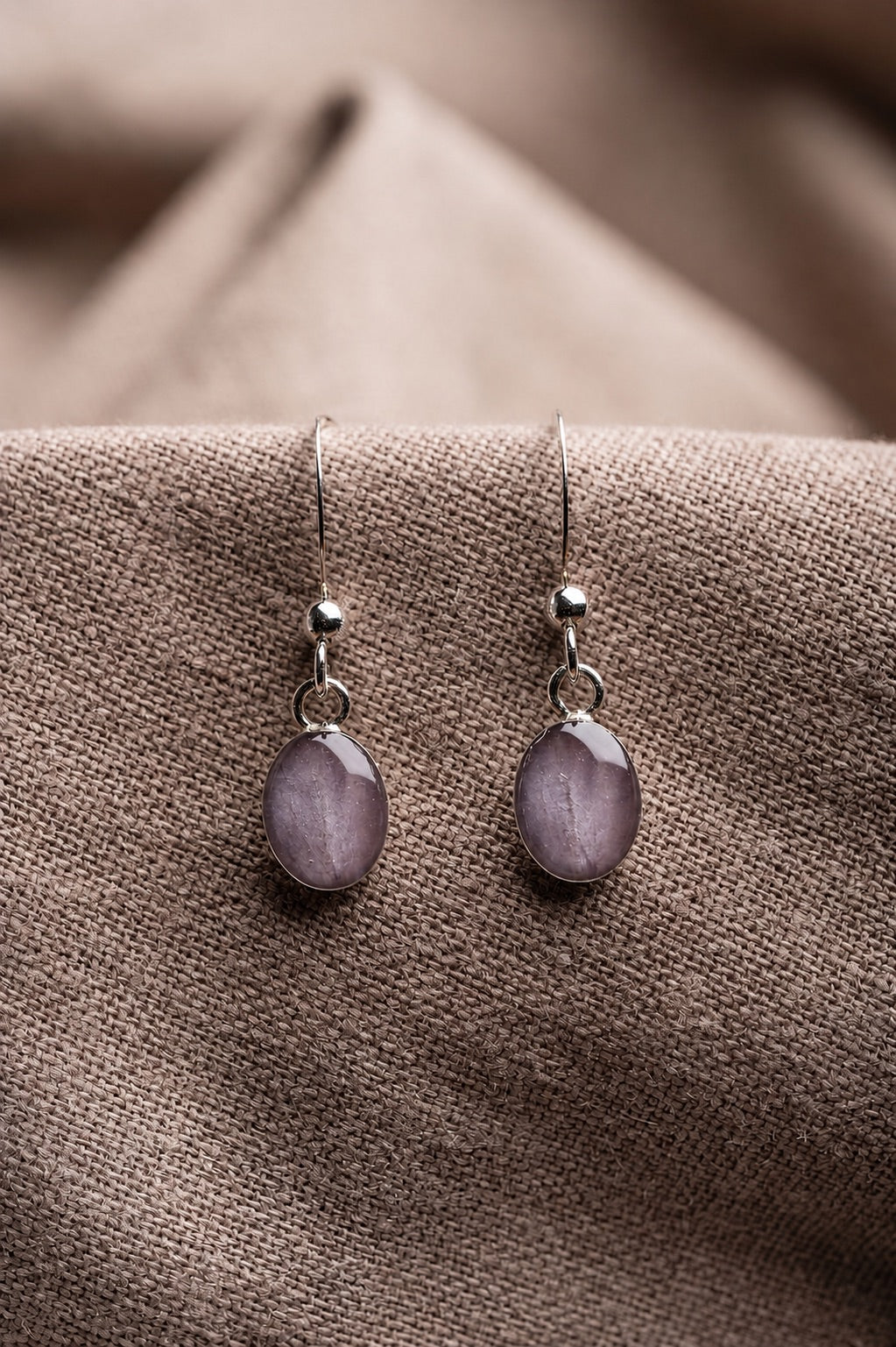 Lilac Oval Earrings Silver