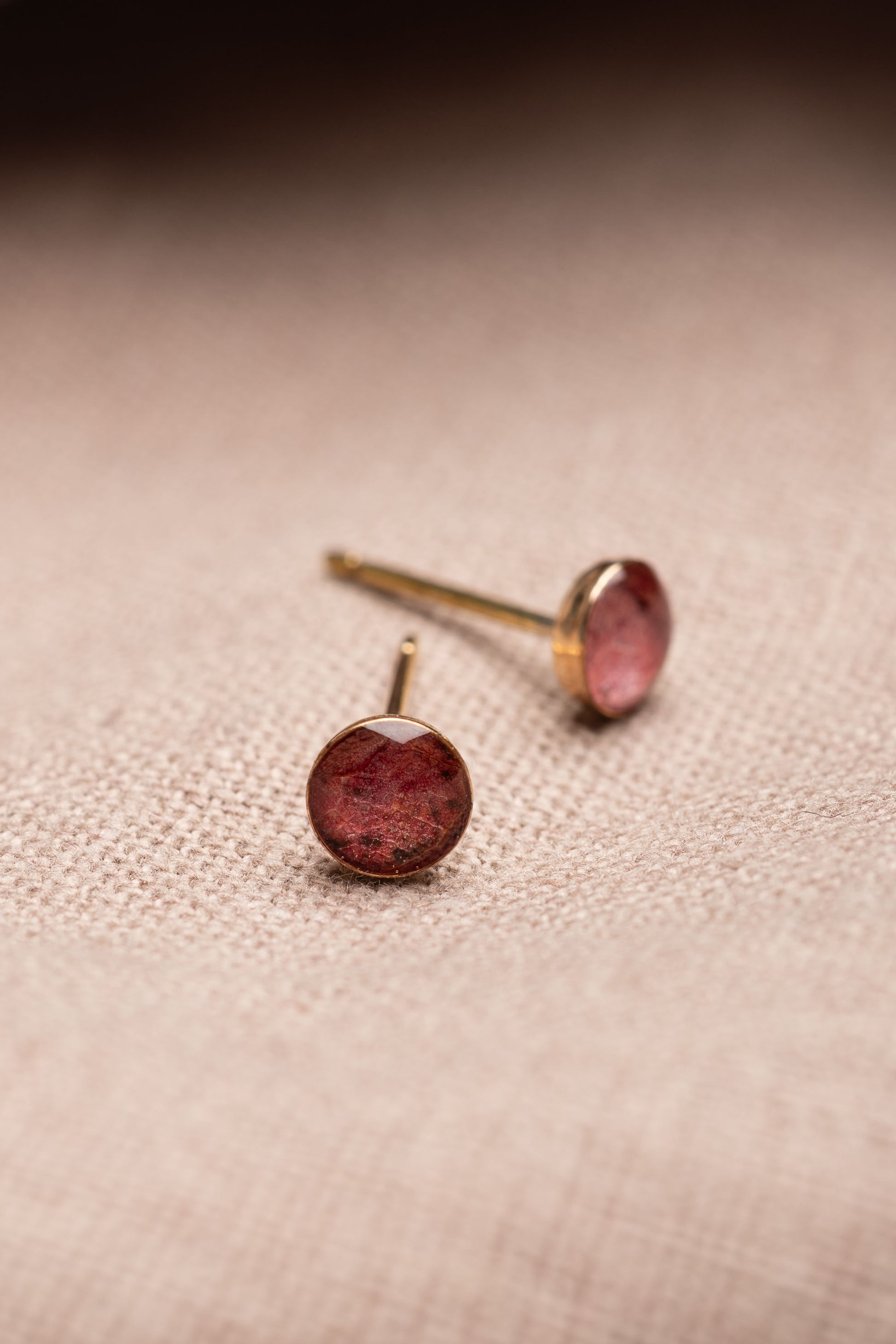Maple Leaf Stud Earrings Gold