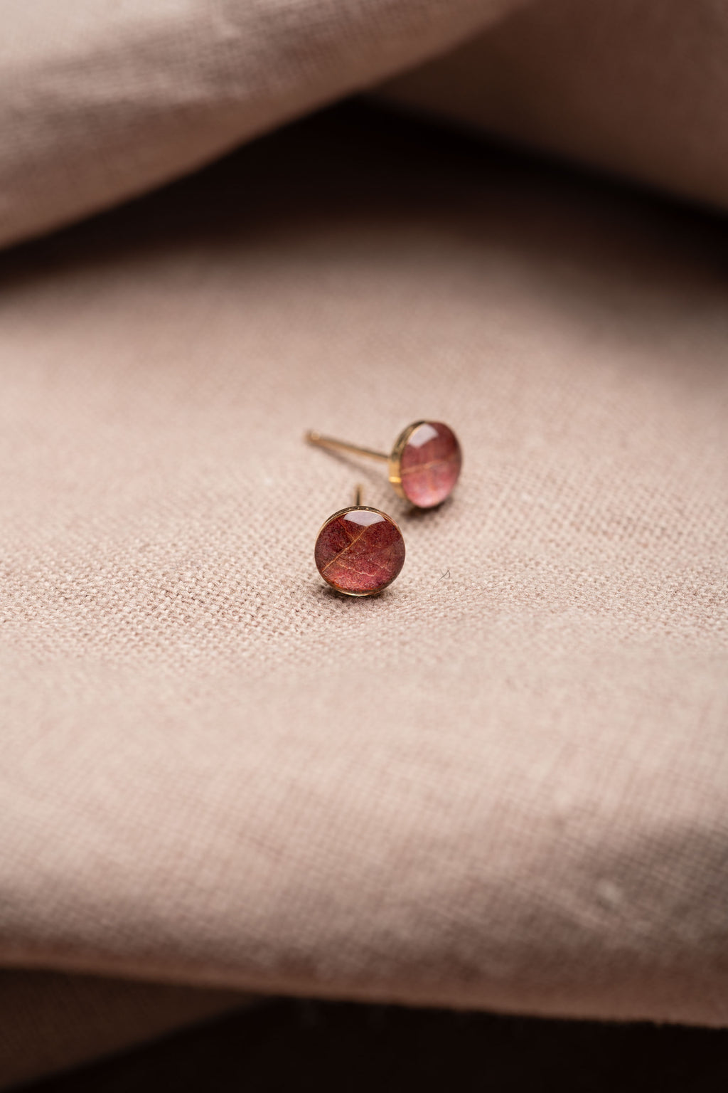 Maple Leaf Stud Earrings Gold
