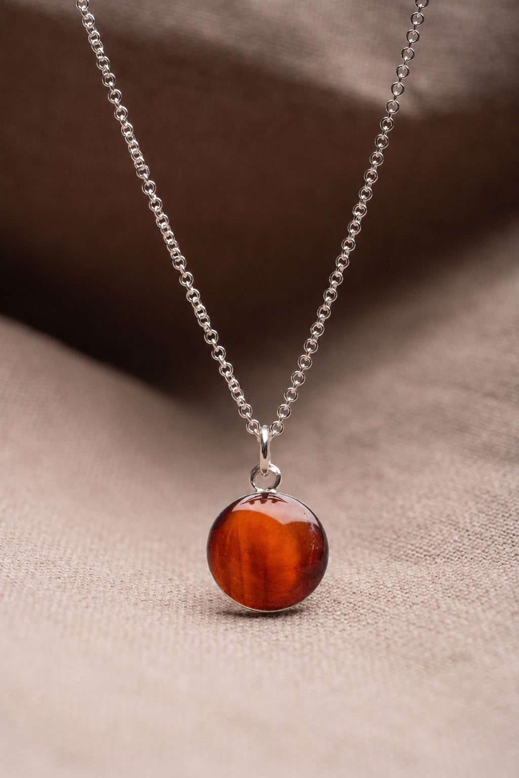 Marigold Round Necklace Silver