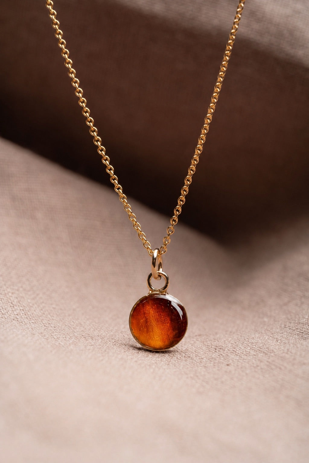 Marigold Round Necklace Gold