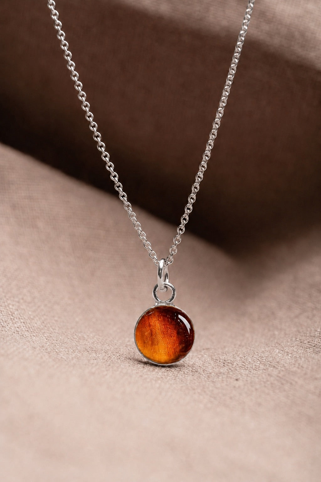 Marigold Round Necklace Silver