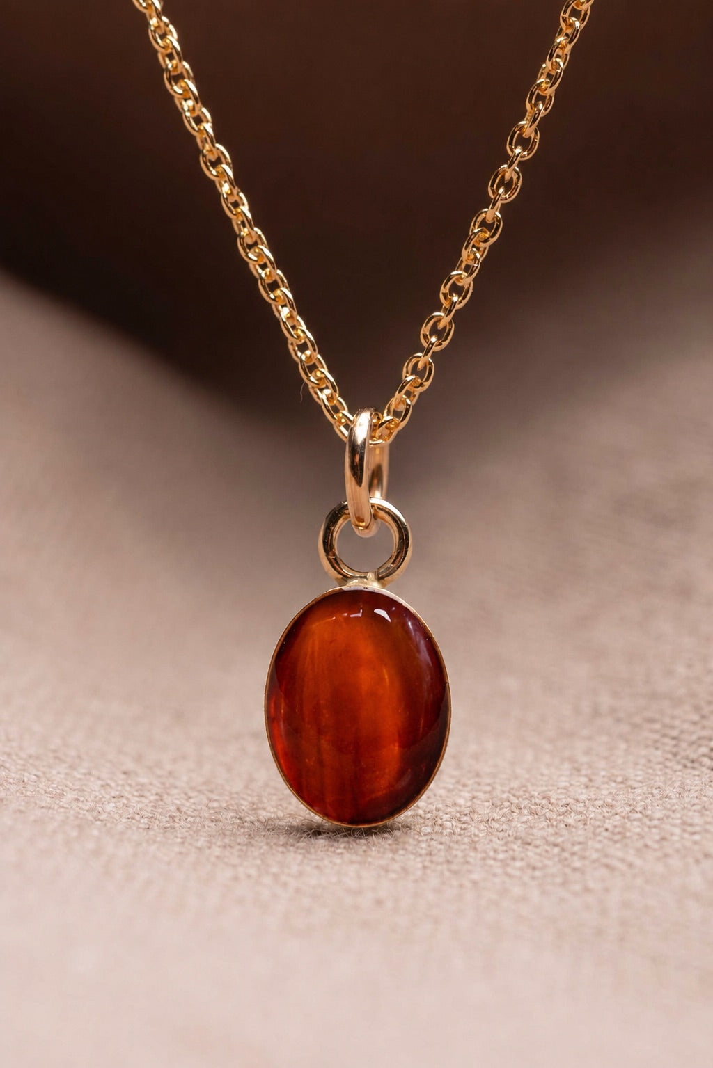 Marigold Oval Necklace Gold
