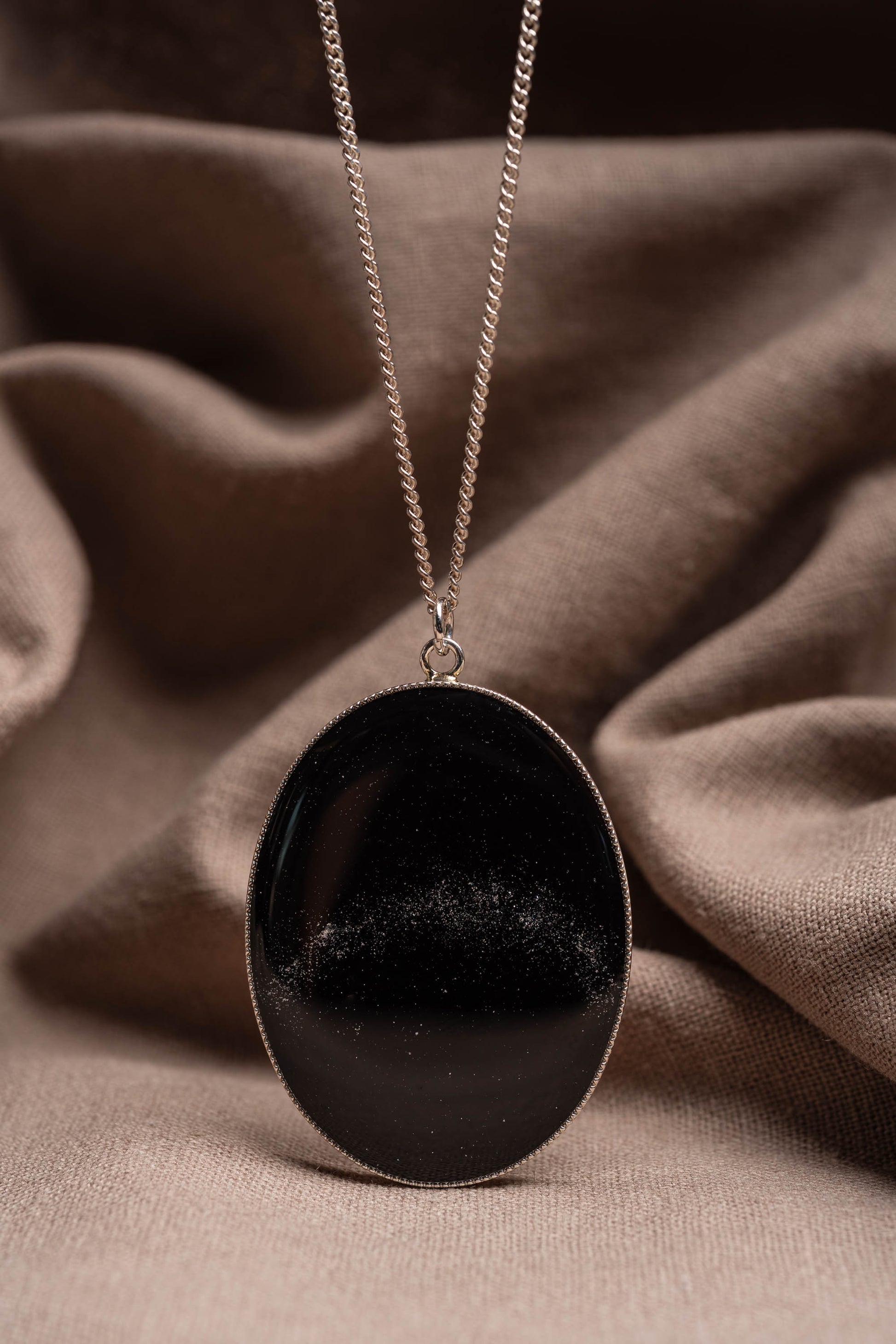 Orbit Oval Necklace Silver