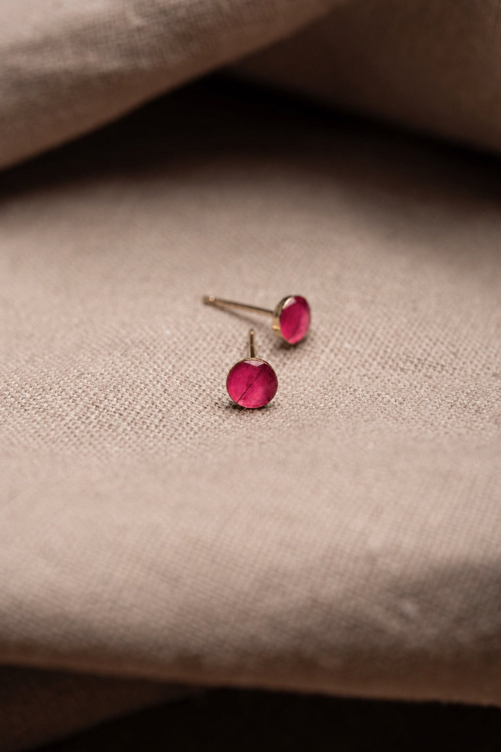 Bougainvillea Stud Earrings Gold