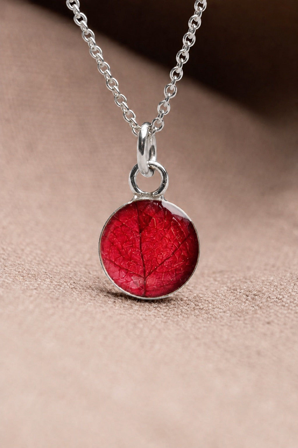 Bougainvillea Round Necklace Silver