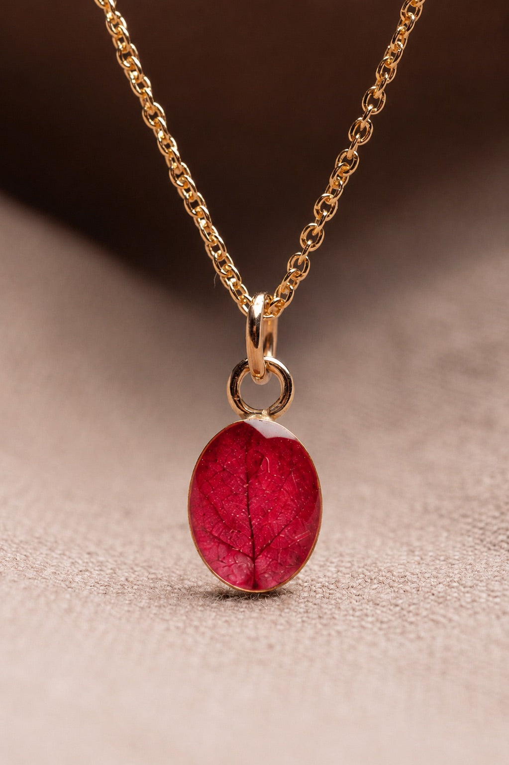 Bougainvillea Oval Necklace Gold